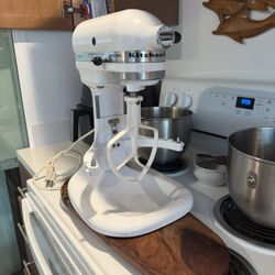 Kitchen Aid Mixer 