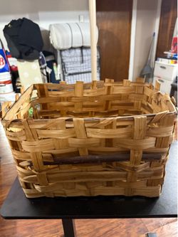Large Natural Wicker Basket – Decorative Storage Basket