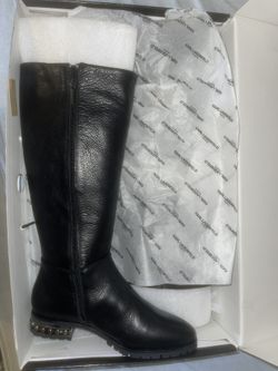 8M Black Pebbled leather- Karl Lagerfeld Boots