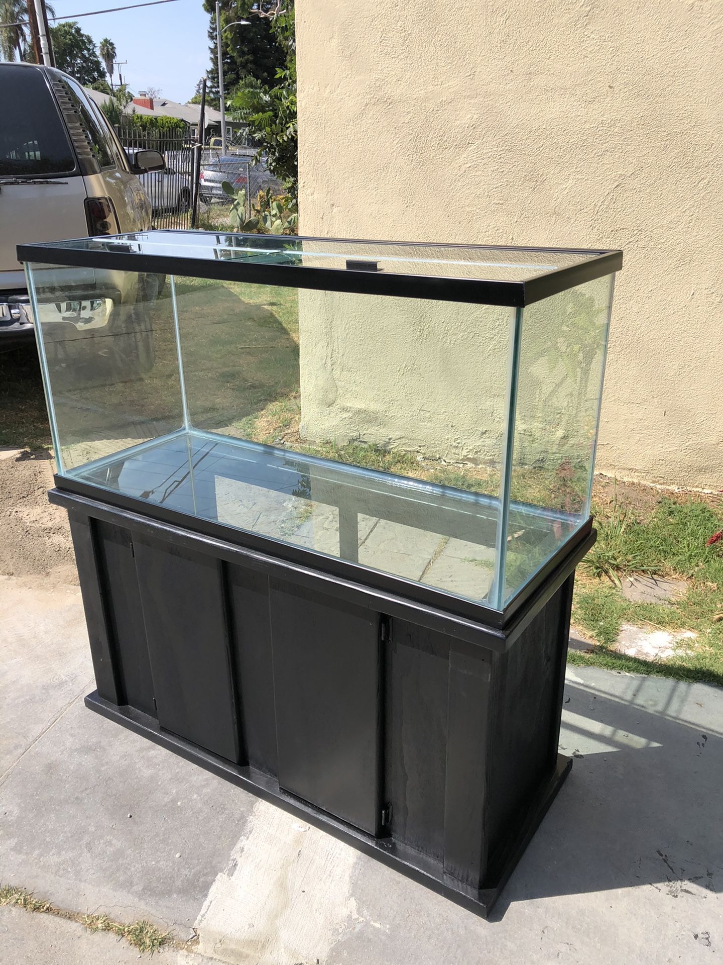 85 GALLONS FISH TANK AND STAND//BRAND NEW //NO SCRATCHES//NO WATER MARKS