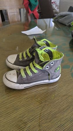 Converse size 8