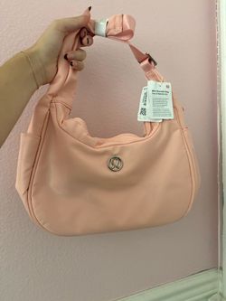 Lulu lemon purse