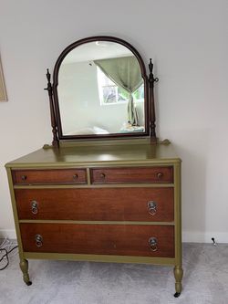 Vintage Dresser w/ Spindle Mirror