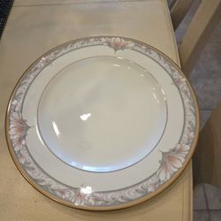 Noritake Barrymore China 4 Sets-5 Piece Place Setting 