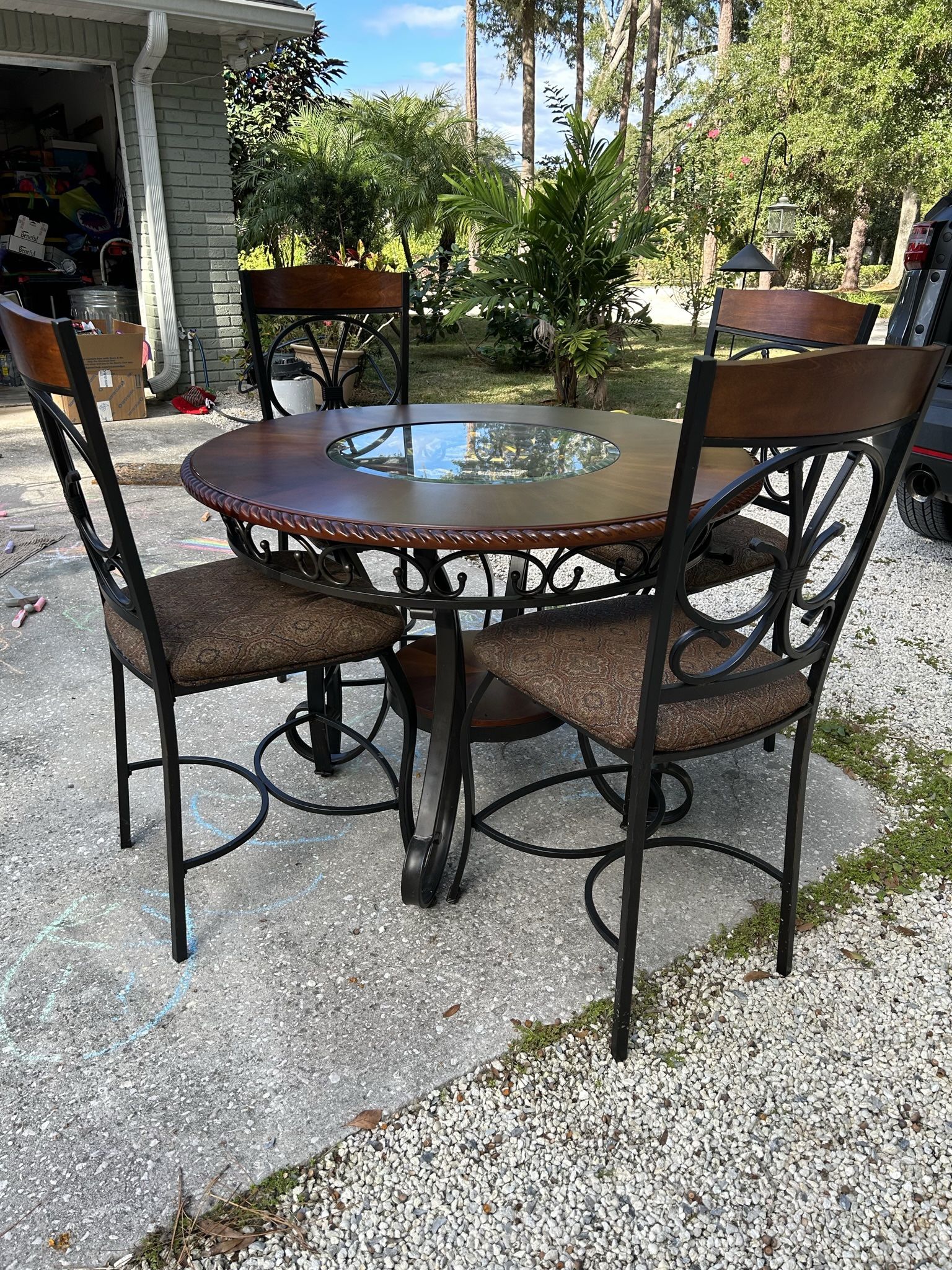 High Top Dining Table With Stool Type Chairs