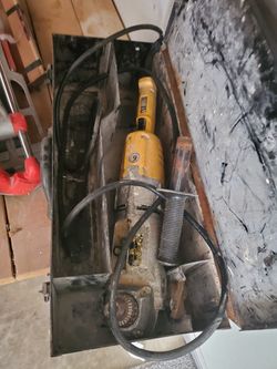 Heavy duty dewalt angle drill