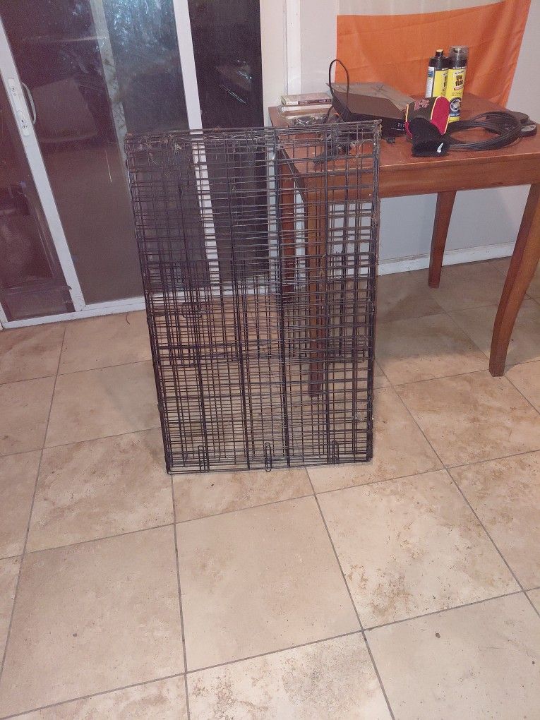 Large Black Dog Kennel