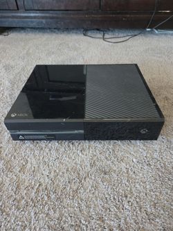Xbox one (Broken Disk Drive)