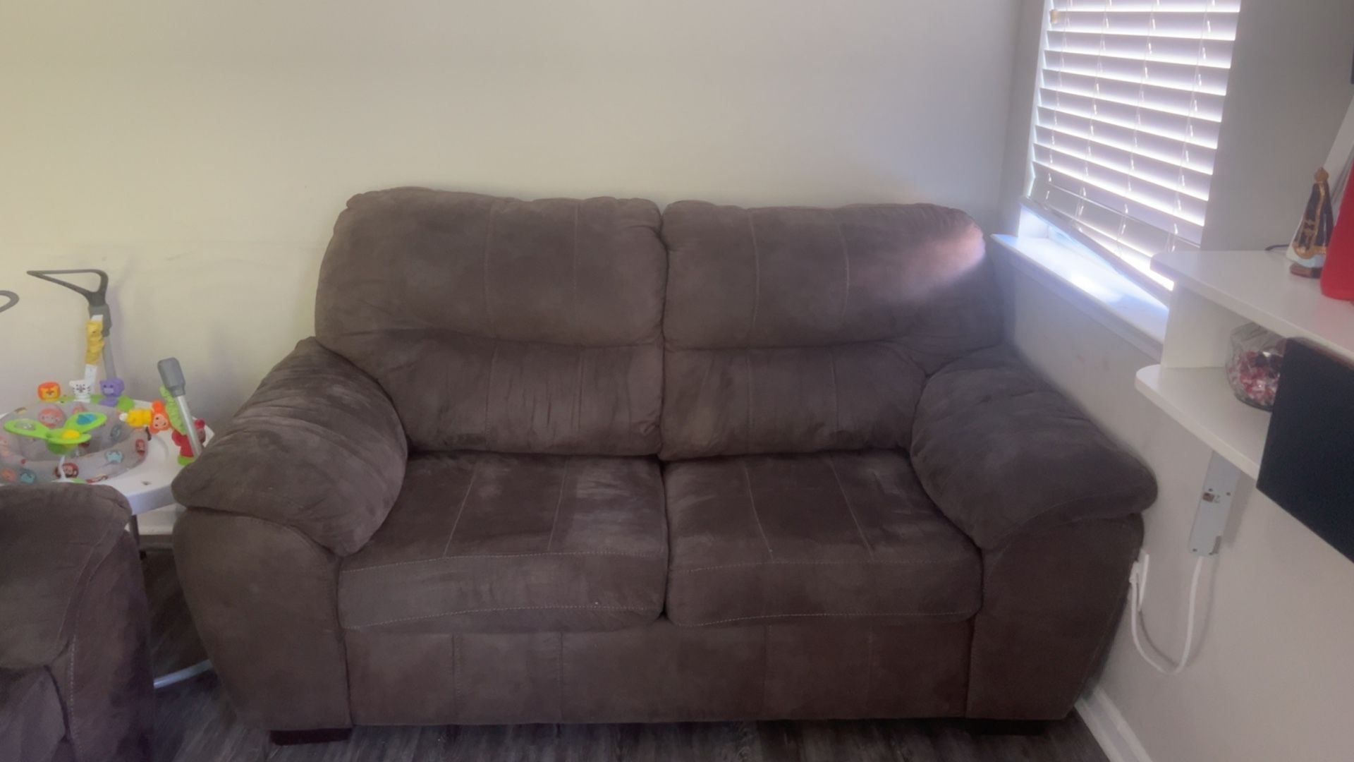 Two Seats Couch 