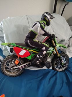 Losi RC dirt bike