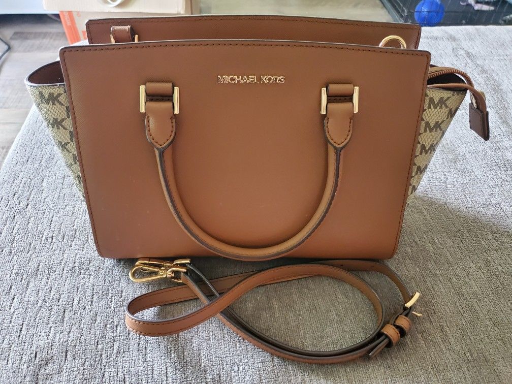 Michael Kors Purse