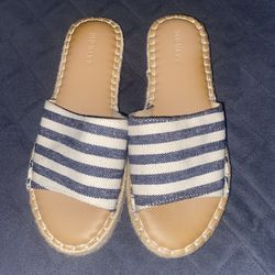 Old Navy Wedge Sandal 