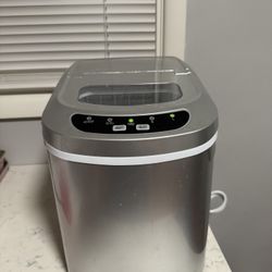 Ice Maker