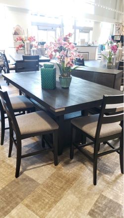 Dinner Table - 7 Piece