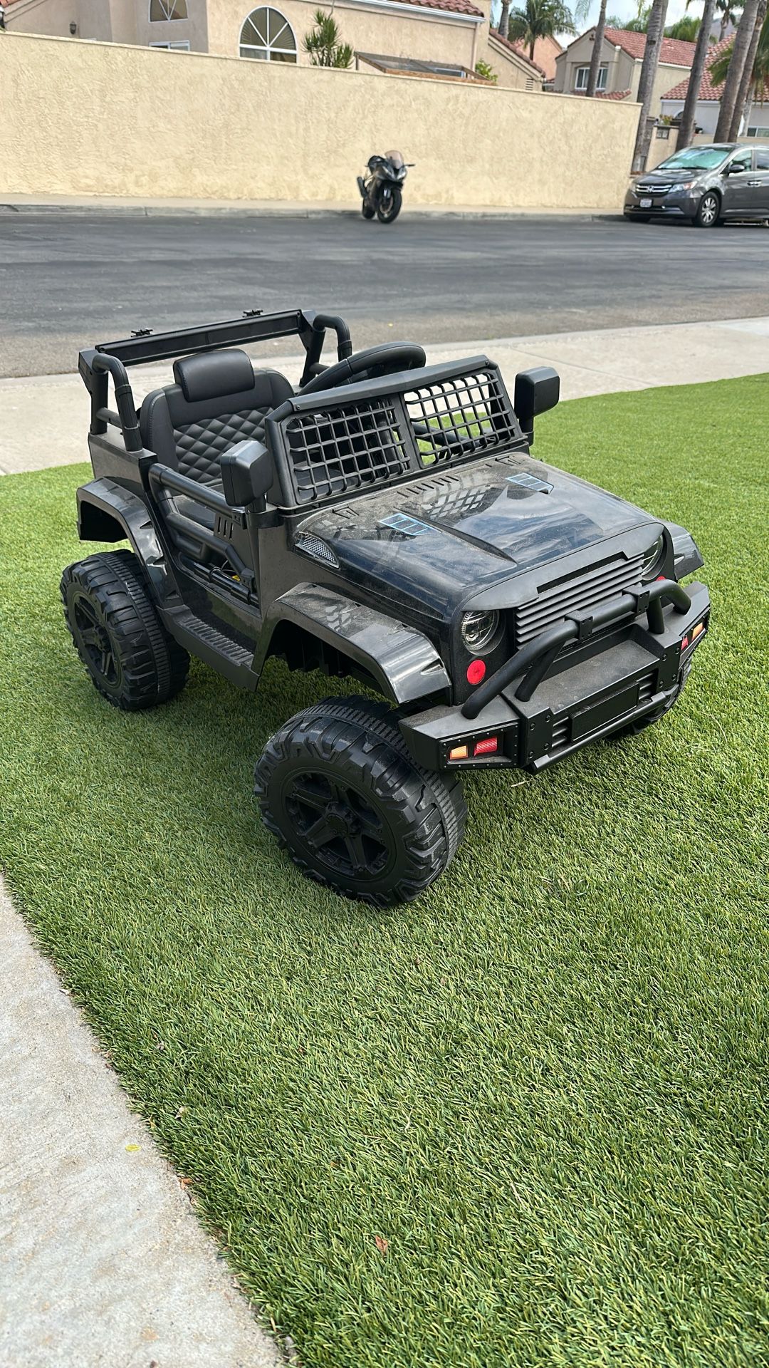 Electric Jeep Cruiser