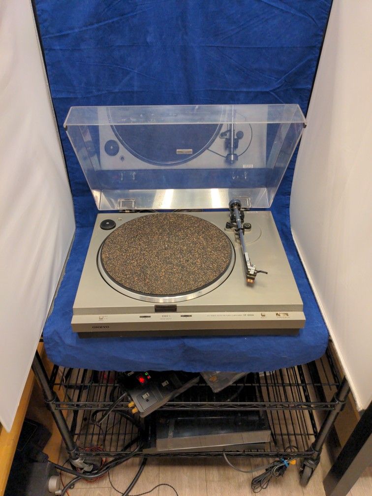 Onkyo CP-1010A Turntable