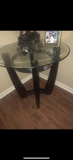 2 end tables / 1 tv stand
