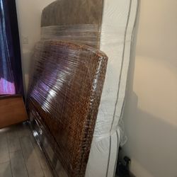 King Size Mattress With Stand
