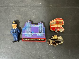 Vintage London Souvenir Magnets Set