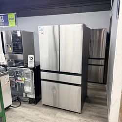 🔥SAMSUNG BESPOKE 29 CUBIC FT. REFRIGERATOR WITH INNER  BEVERAGE CENTER AND ICE MAKER🔥 FINANCING AVAILABLE🔥
