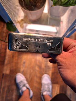 Odyssey White Ice 4 RH