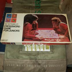 Scrabble crossword game for junior 1975