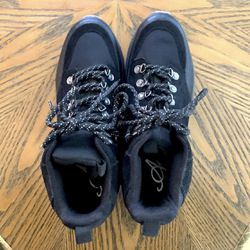 New (no Box) American Rag Hiking Boots 7.5