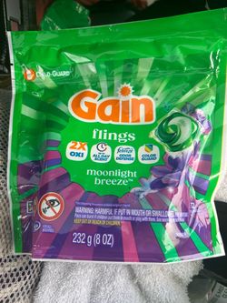 Gain laundry detergent, 12 noodle packets in a bag