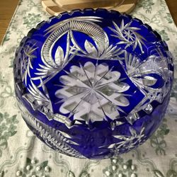 Beautiful cobalt  blue cut crystal bowl