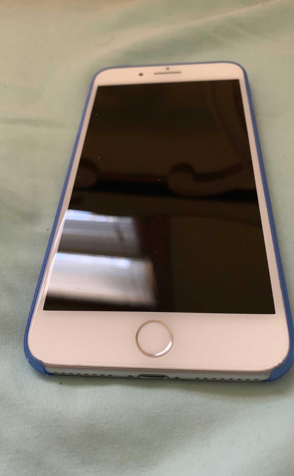 iPhone 8 Plus UNLOCKED