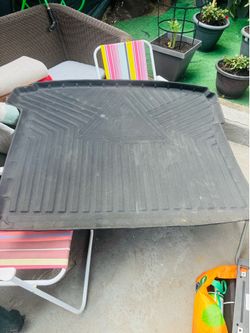 BMW X6 Trunk Mat – OEM Style Cargo Liner – Excellent Condition