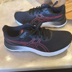 Running Shoes ASICS 9 1/2  New 