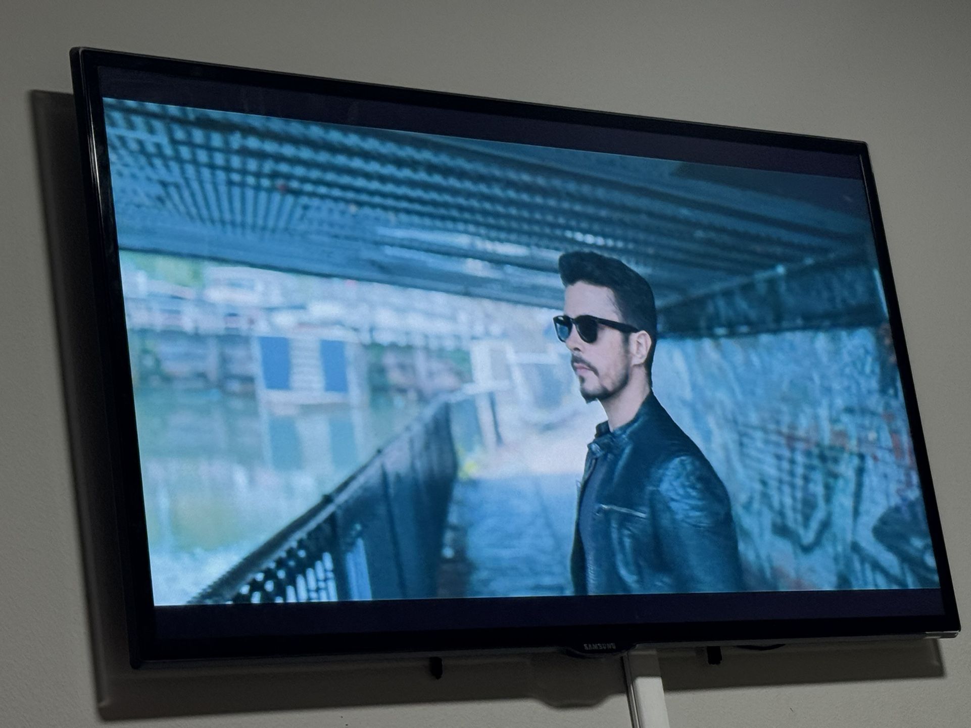 Samsung 46 Inch Tv With 3D Smart tv 