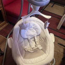 Graco infant swing