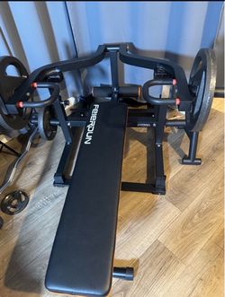 FEIERDUN Chest Press Machine w/ Independent Arms – Like New