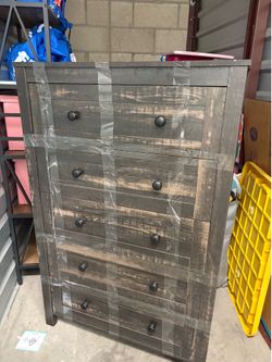 Dresser