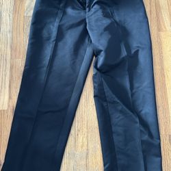 Men's black Dockers size 32 x 30"