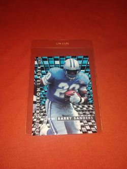 Near Mint 1995 Bary Sanders Football Card - Fleer Gridiron Leader #5