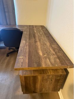 Corner shape desk