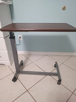 Adjustable table