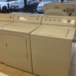 KENMORE WASHER AND DRYER SET
