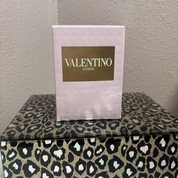 Valentino Donna Eau de Parfum 100ml 3.4oz - Brand New & Sealed