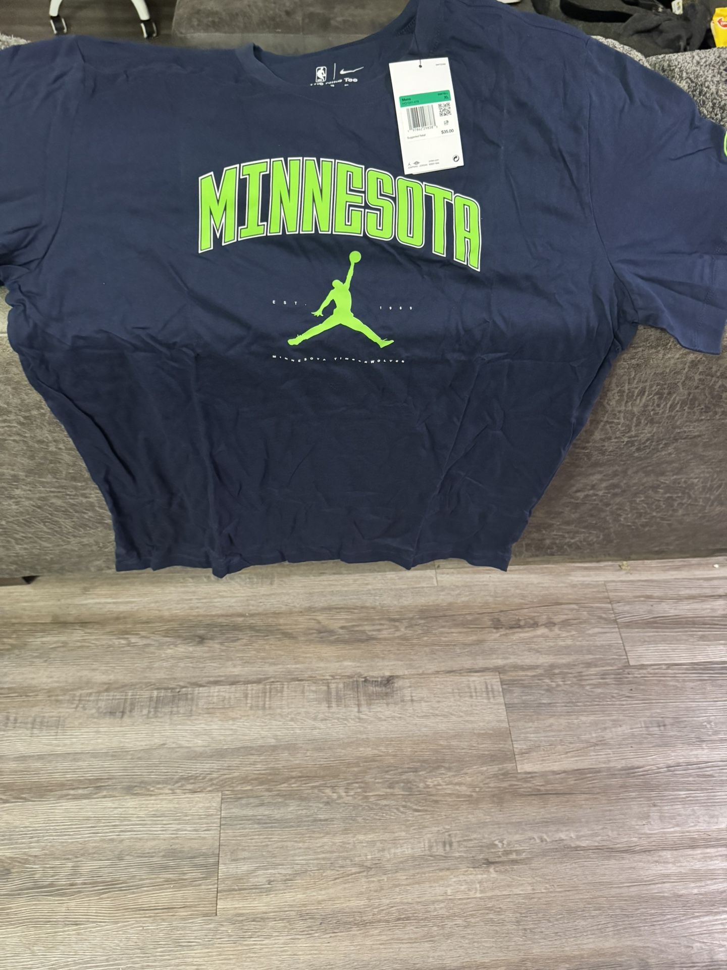 Timberwolves Jordan Tee Shirt Size xL