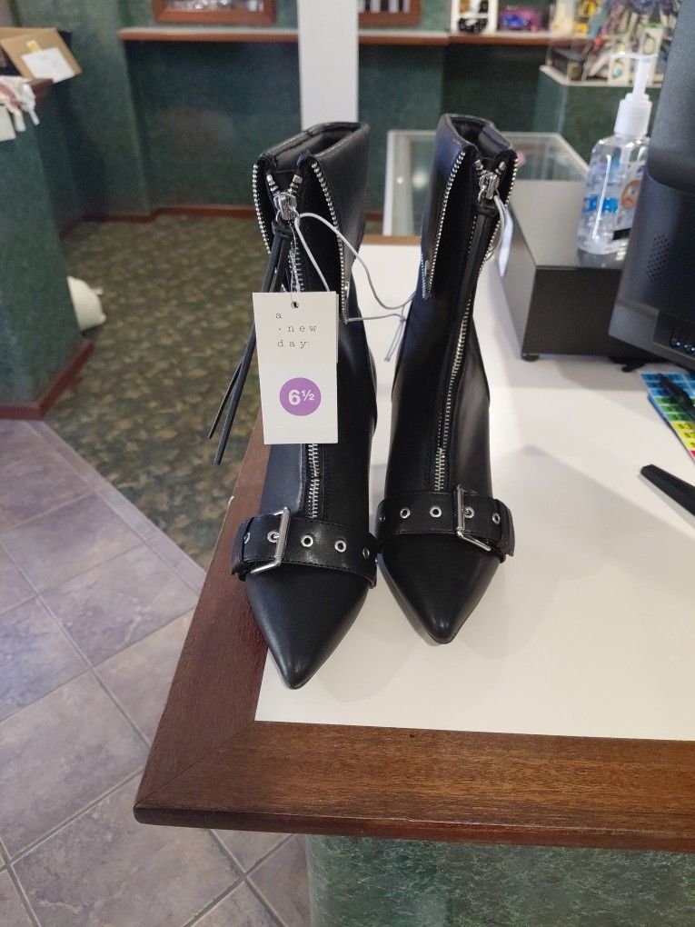 Women Boots