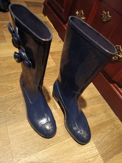 Chanel Rain Boots.. Women's (Blue)Sz.9