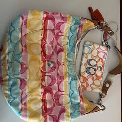 Coach Purse, Wristlet & Wallet-READ AD