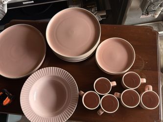 Vintage PRISMA Radius Vignelli Coral 23 Pc Dinnerware Set Made in Japan