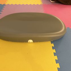 Hatch Grow Smart Changing Pad and Scale (Grey)