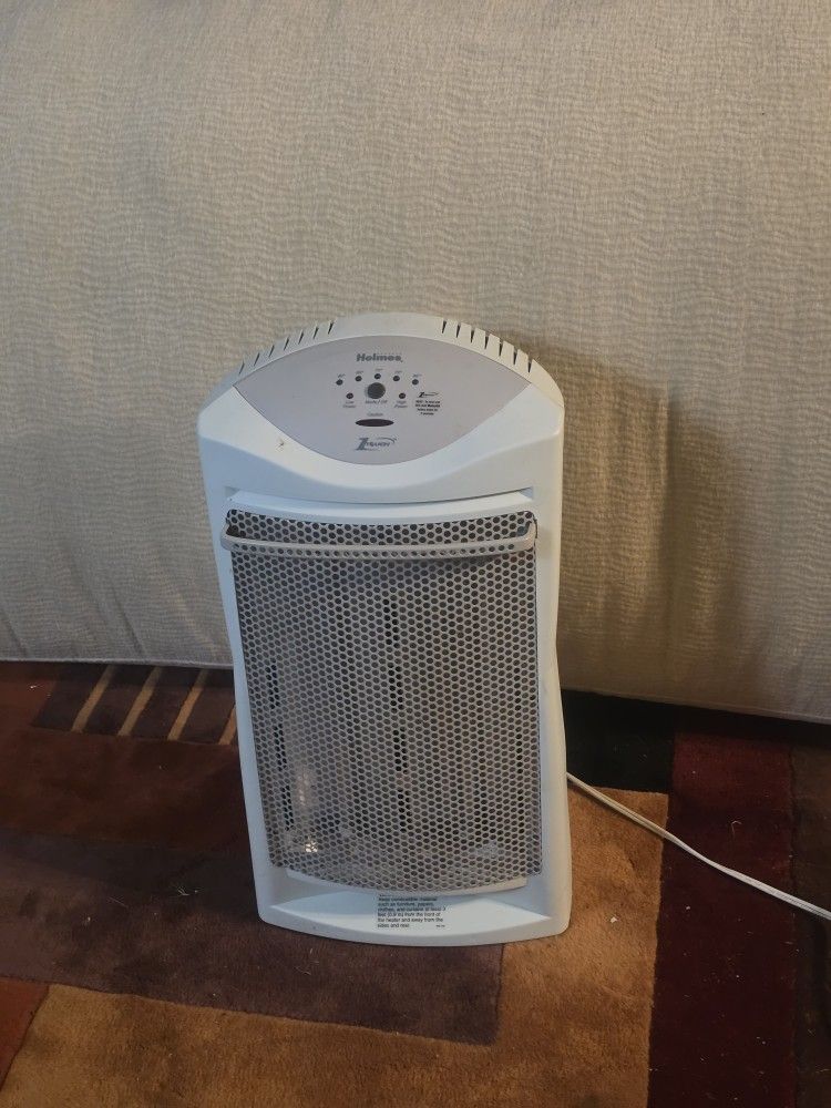 🔥 Holmes Tower Space Heater 🔥

