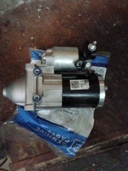 GM Genuine Parts Starter Motor